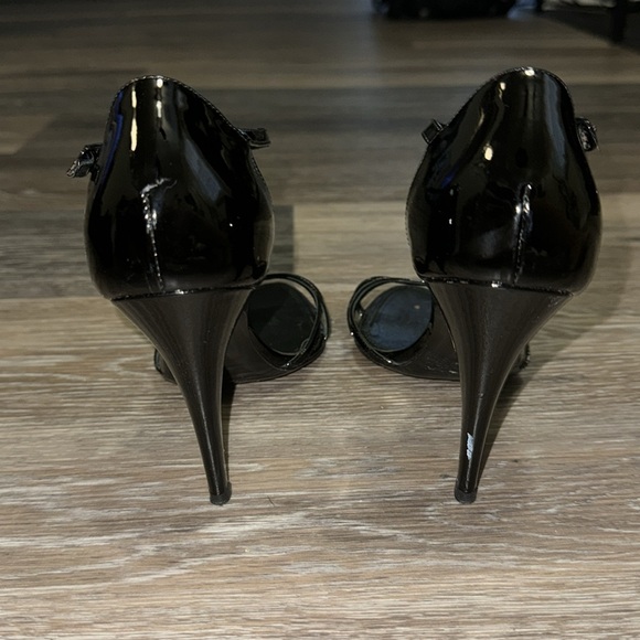 Ralph Lauren Purple Label Black Strappy Heels -Size 8.5 - Picture 3 of 7